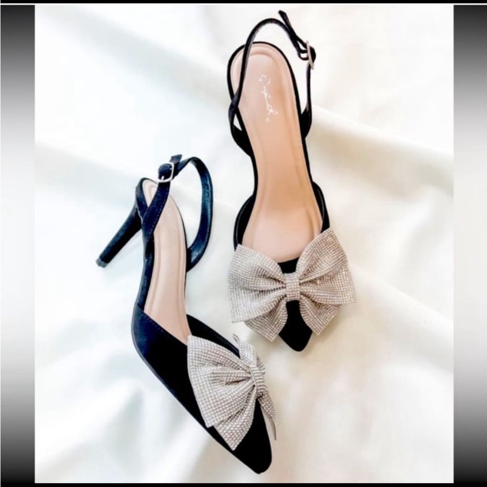 Qupid black suede with silver rhinestone bow heels size 7